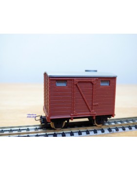 EGGER BAHN 2201 / JOUEF V22, wagon couvert court brun   neuf  BO