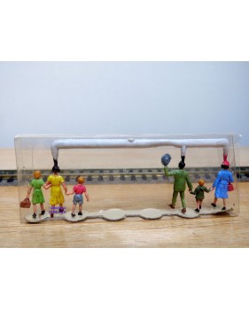 MERTEN 2132, 6 personnages de skieurs et bagages  neuf  BO   1/87   HO