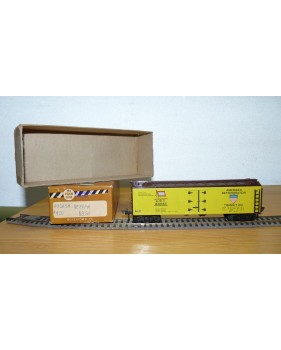 PENN LINE  400 wagon couvert ( boxcar ) MONON ( Louisville & Nashville ) BO