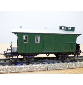 PRIMEX ( Märklin )  4195,   fourgon à bagages à plate forme d'extrémité et guérite   à 2 essieux  BO 