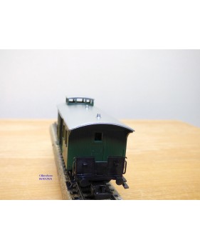 PRIMEX ( Märklin )  4195,   fourgon à bagages à plate forme d'extrémité et guérite   à 2 essieux  BO 