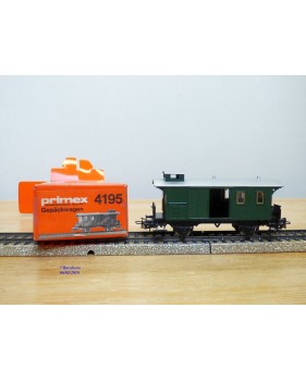 PRIMEX ( Märklin )  4195,   fourgon à bagages à plate forme d'extrémité et guérite   à 2 essieux  BO 