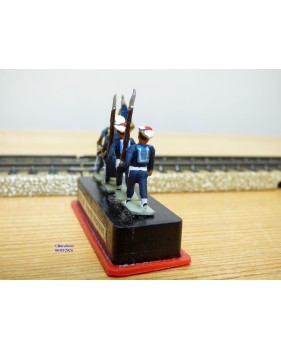 ALYMER Miniploms 48, 4  figurines de soldats français ( fusiliers marins ) neuf   BO   HO