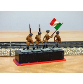 ALYMER Miniploms 60, 4  figurines de soldats italiens  neuf   BO   HO