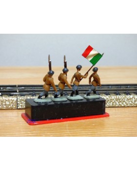 ALYMER Miniploms 217, 4  figurines de soldats russes blancs  neuf  BO  54 mm