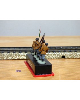 ALYMER Miniploms 217, 4  figurines de soldats russes blancs  neuf  BO  54 mm