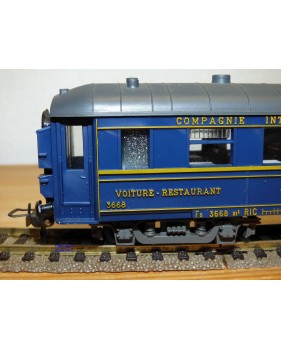 HORNBY acHO 7360 voiture banlieue dite Romilly SNCF