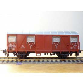 TRIX Express International  / Röwa  3665, wagon couvert type Gmmehs    DB  neuf  BO  