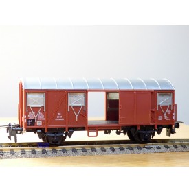 TRIX Express International  / Röwa  3665, wagon couvert type Gmmehs    DB  neuf  BO  
