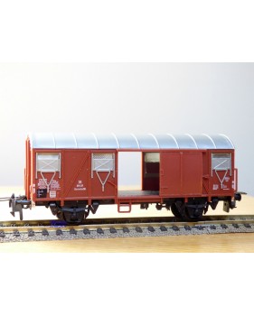 TRIX Express International  / Röwa  3665, wagon couvert type Gmmehs    DB  neuf  BO  