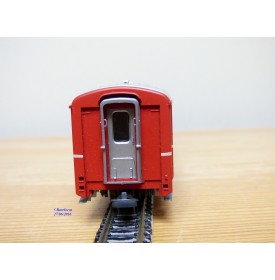 Voiture métallique à portes centrales AB 1157 Rhb BO