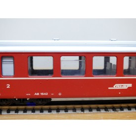 BEMO  3057 , voiture unifiée 1 ère série mixte de  1 ère et  2 ème classe type AB  N°: 1542    RhB  BO