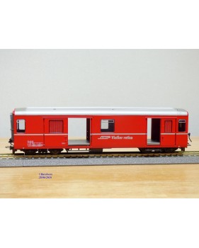 BEMO 3269 122, fourgon à bagages   type D  N° 4212 Viafer Rhetica   RHB  