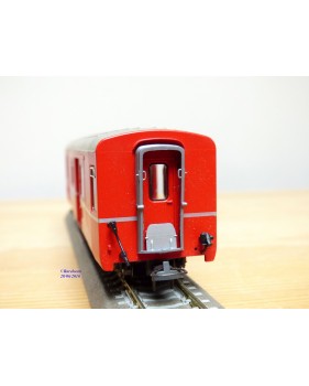BEMO 3269 122, fourgon à bagages   type D  N° 4212 Viafer Rhetica   RHB  