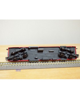 BEMO 3269 122, fourgon à bagages   type D  N° 4212 Viafer Rhetica   RHB  