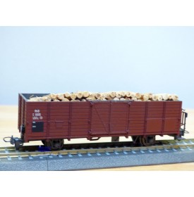Voiture métallique à portes centrales AB 1157 Rhb BO