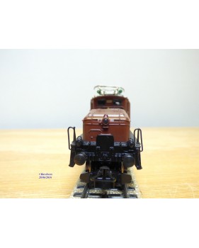 Märklin  3052  , motrice 1CC1 Ce 6/8 III  Crocodile N°: 14301 SBB   BO
