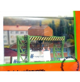 PRIMEX ( Märklin )  4584 Camion et wagon cirque SARRASANI  Neuf  BO 