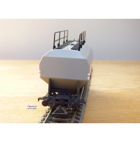 RÖWA 2051,  wagon trémie  TREVIRA  HOECHST    DB   neuf    BO 