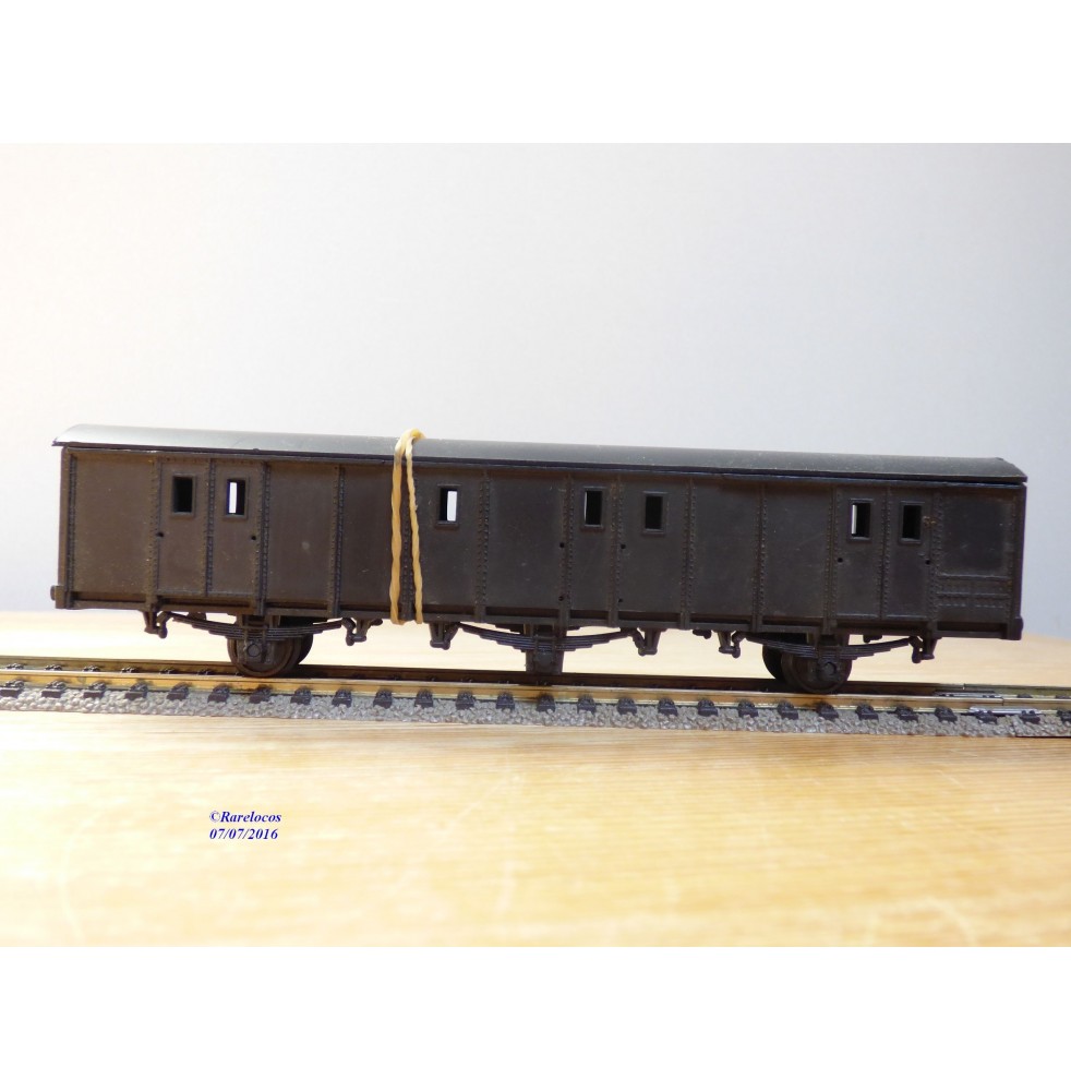 ELEC TRAINS  4E3 , voiture ancienne type C6 N°: 3104  EST Neuf BO