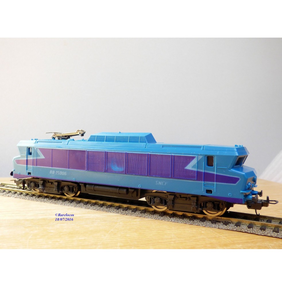 LIMA  "véro" 8044 L, motrice BB 15006  SNCF  BO 