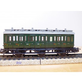MÄRKLIN  4004 . 4 ,  voiture de 3  Kl. à  3 essieux  DB   BO
