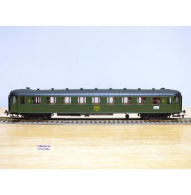 France Trains  242 ,  voiture OCEM à flancs lisses 2 Cl.type B9  SNCF  neuf  BO