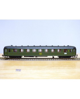 France Trains  242 ,  voiture OCEM à flancs lisses 2 Cl.type B9  SNCF  neuf  BO