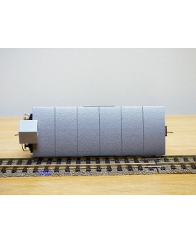 FLEISCHMANN 5357,  wagon couvert  à guérite  PILSNER URQUELL    DR   neuf  BO