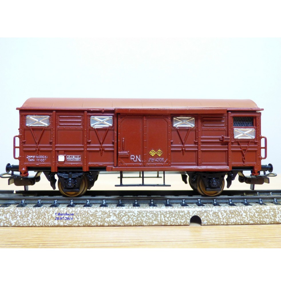 ELECTROTREN  1308,  wagon couvert     RENFE     BO