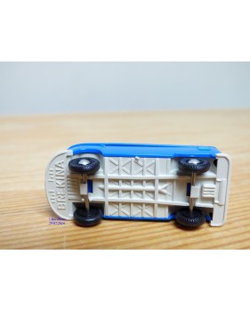 BREKINA  3520, camionnette   VOLKSWAGEN  KOMBI   neuf  BO  1/87 ème HO 