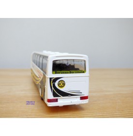 Rietze 40183, autocar  MERCEDES BENZ  O 303 15  RHD  Borussia Dortmund    Neuf   BO