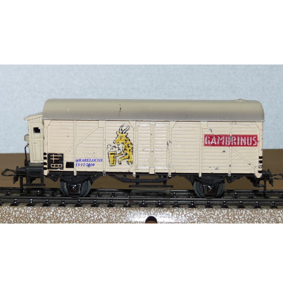 Märklin ancien  325 . 1 ,  wagon bière guérite GAMBRINUS 