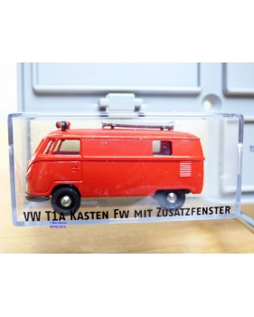 BREKINA  90400, 5 camionnettes   VOLKSWAGEN  KOMBI  ( Bulli ), notice et support de présentation  neuf  BO  1/87 ème HO 