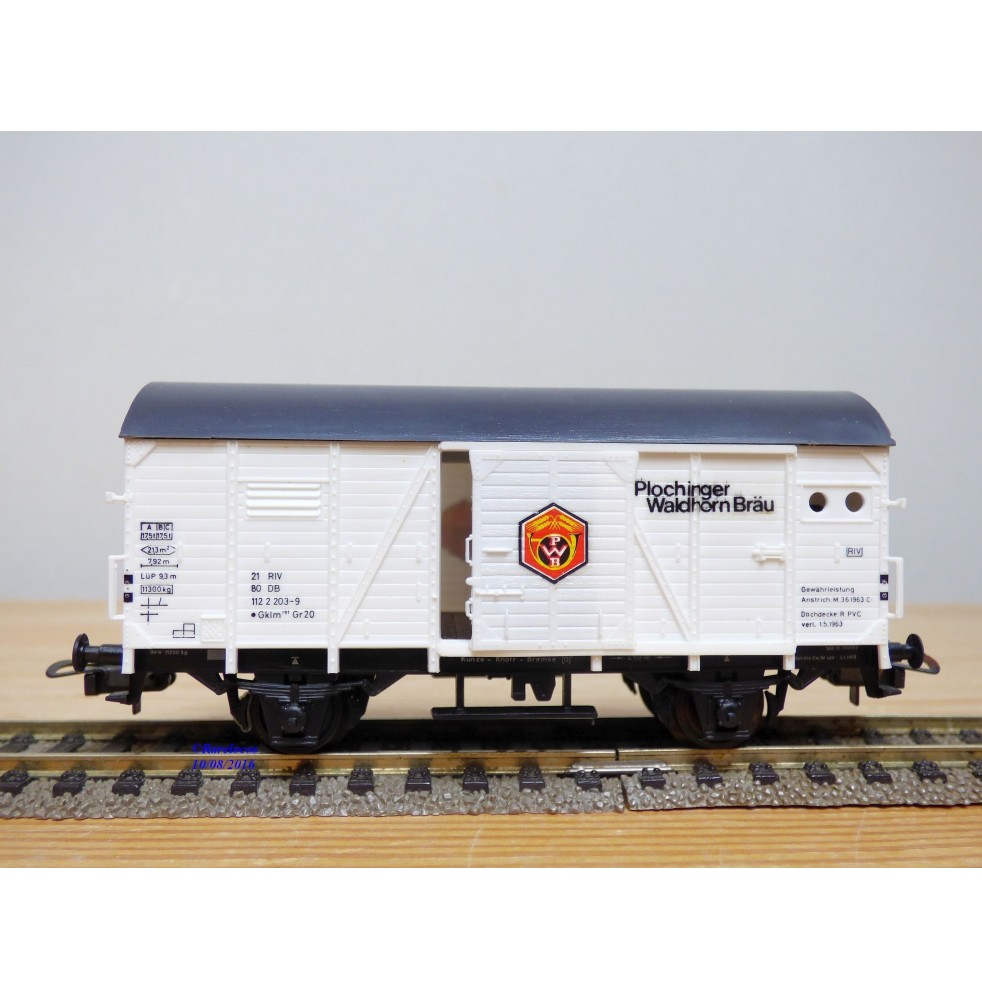 RÖWA ?????, wagon couvert pour  transport de bière  type  Gklm 191 Gr 20   DB   neuf   BO