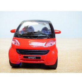 MAISTO 21103, SMART motorisée  neuf   BO   1/33  