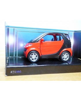 MAISTO 21103, SMART motorisée  neuf   BO   1/33  