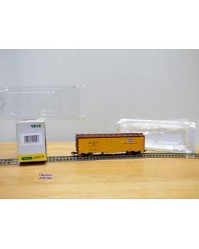 TRIX  24902-9 , wagon couvert  réfrigérant ( reefer  )     NYC    Neuf   BO