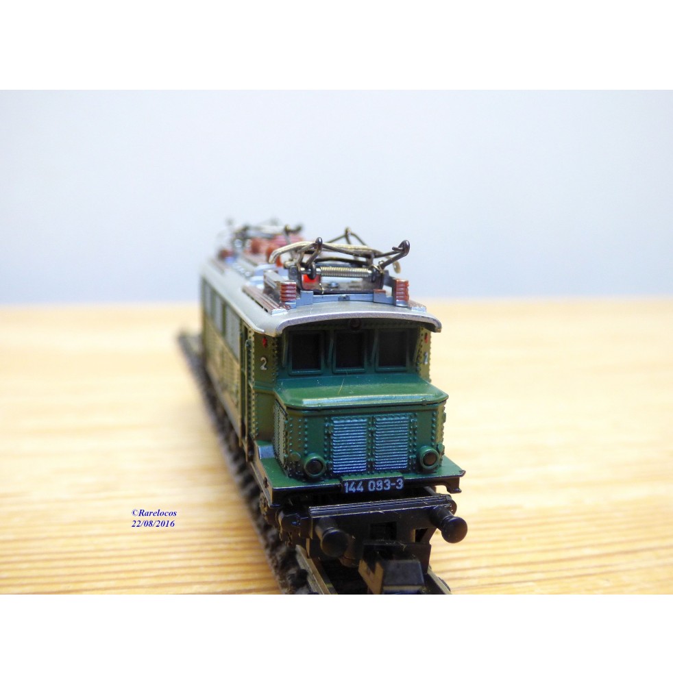 Minitrix N : DB locomotive électrique "BR 144 083-3" (Gebraucht) in