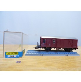 TRIX Express International  / Röwa  3610, wagon couvert  à compartiment  type Pwghs 054   DB  neuf  BO  
