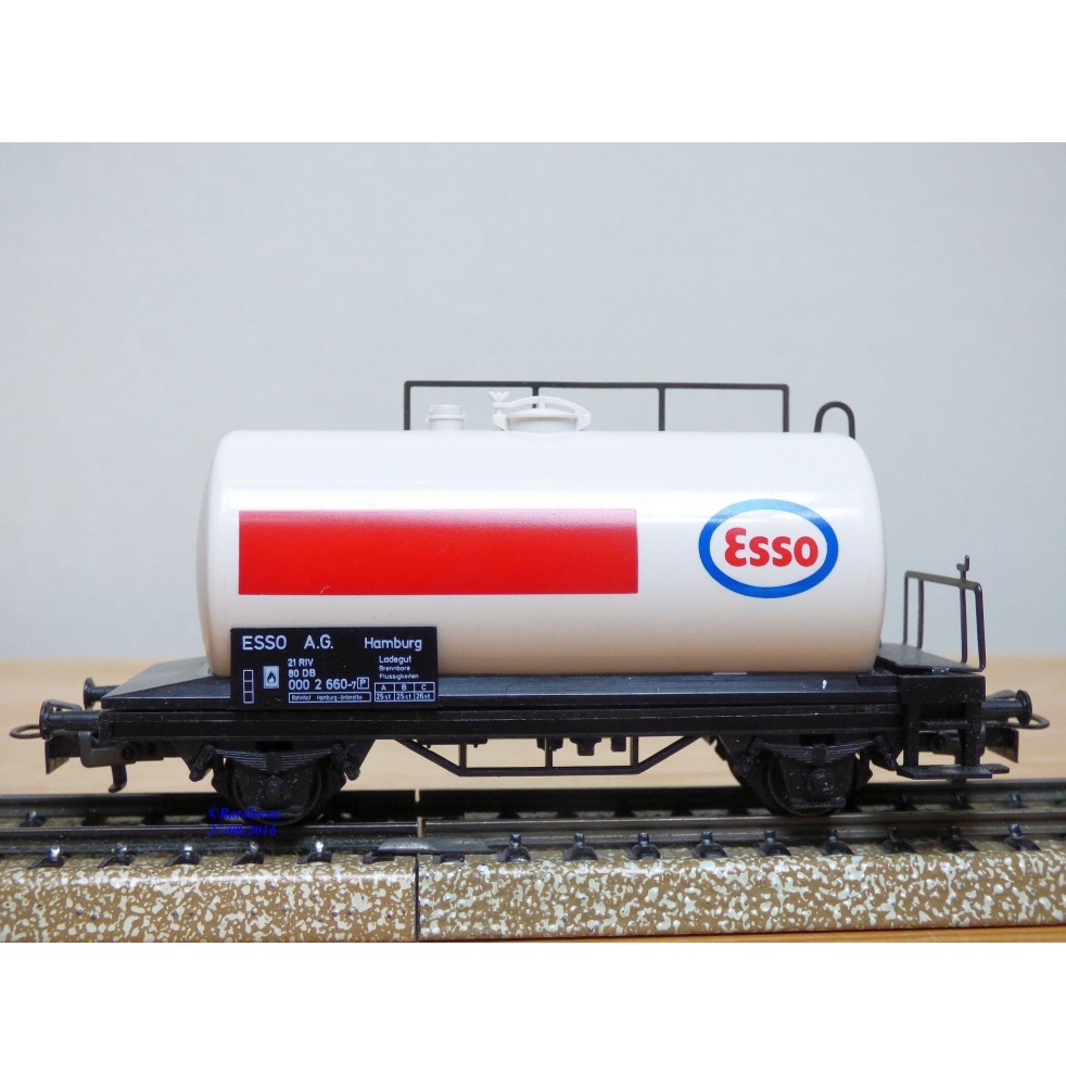 Märklin 4441, wagon citerne ESSO  AG    DB