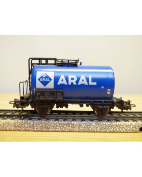 Märklin 4644, wagon citerne  unifié  ARAL  DB   BO 
