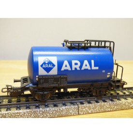 Märklin 4644, wagon citerne  unifié  ARAL  DB   BO 