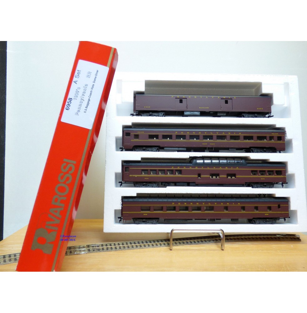 RIVAROSSI "véro" 6958 set A, coffret 4 voitures smooth side  PRR     BO
