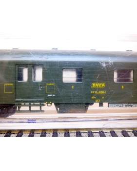 France Trains  282 ,  fourgon grandes lignes à rivets à guérite  type Dd4 s myi   SNCF  BO  