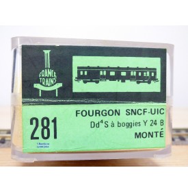 France Trains  282 ,  fourgon grandes lignes à rivets à guérite  type Dd4 s myi   SNCF  BO  