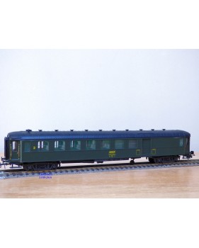 France Trains  244 K,  voiture OCEM à flancs lisses mixte 2 ème classe/ fourgon   type B5 D  SNCF  BO 