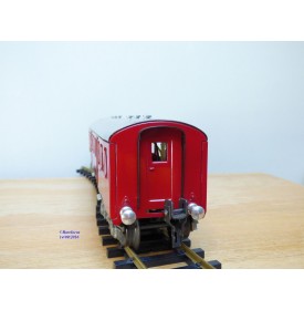 HAG 810 . 3,  Voiture allégée  type C40 (Leichtstahlwagen) 3 Kl.  rouge  SBB  BO
