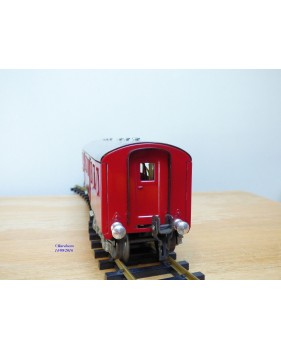 HAG 810 . 3,  Voiture allégée  type C40 (Leichtstahlwagen) 3 Kl.  rouge  SBB  BO