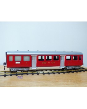 HAG 810 . 3,  Voiture allégée  type C40 (Leichtstahlwagen) 3 Kl.  rouge  SBB  BO